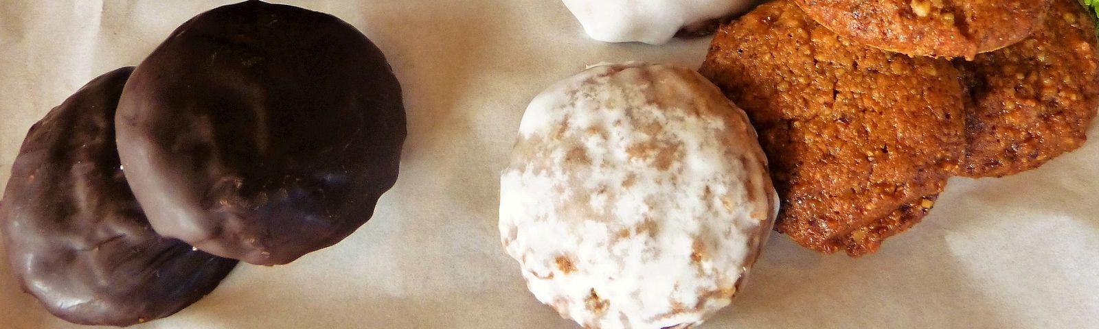 Schokoladenkekse, Zuckerkekse und Nusskekse, perfekt für Fitness-Fans.