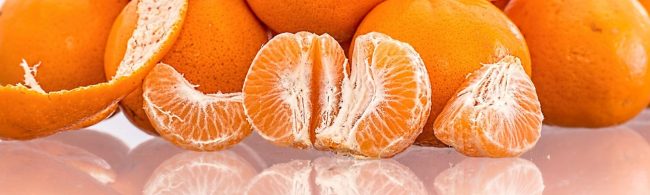 Gezielte Ernährung: Saftige Mandarinen für Fitness-Enthusiasten, voller Vitamine und Energie.